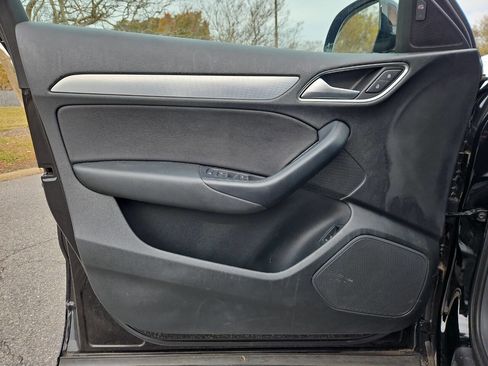 Used 2017 Audi Q3 2.0T Premium Plus w/ Premium Plus Package image 12