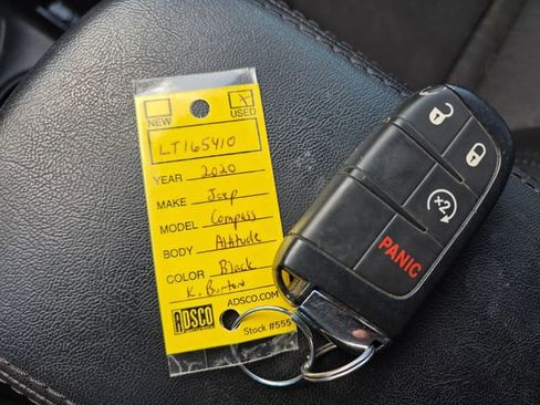 Used 2020 Jeep Compass Latitude image 17