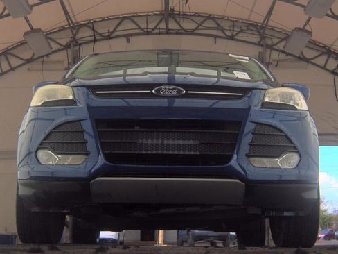 Used 2014 Ford Escape SE FWD image 3