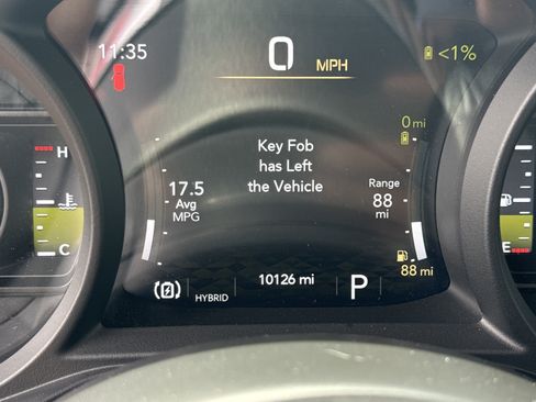 Used 2025 Jeep Wrangler Unlimited Sahara AWD/4WD image 18