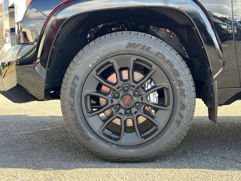 New 2026 Toyota Tundra Platinum image 7