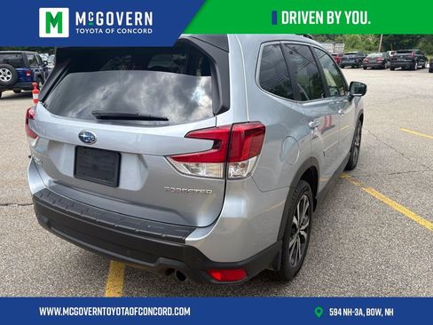 Used 2024 Subaru Forester Limited AWD/4WD image 7