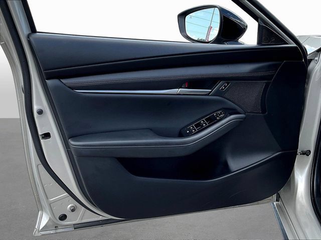 Used 2025 MAZDA MAZDA3 s FWD image 21