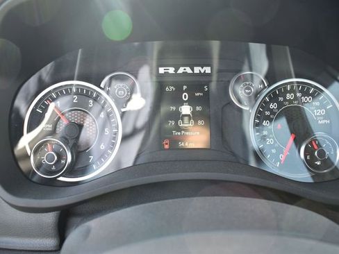 New 2024 RAM 2500 Tradesman w/ Chrome Appearance Group image 23