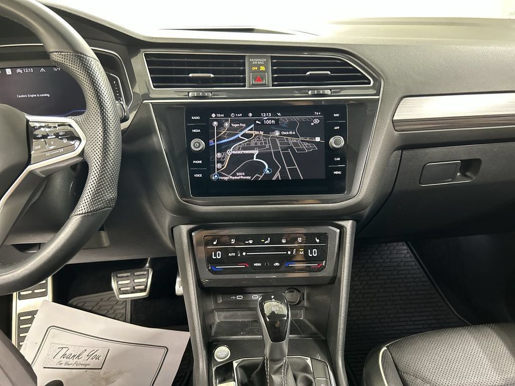 Certified 2023 Volkswagen Tiguan SEL R-Line AWD/4WD image 19
