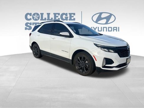 Used 2024 Chevrolet Equinox RS w/ RS Leather Package image 3