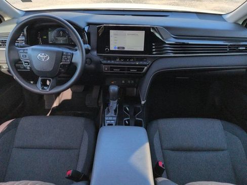 Used 2025 Toyota Camry LE FWD image 13