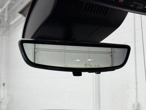 Used 2024 GMC Sierra 1500 AT4 w/ Technology Package AWD/4WD image 34
