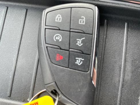 Used 2022 GMC Yukon Denali AWD/4WD image 36