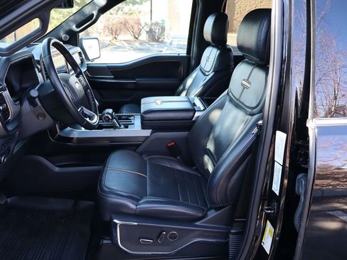 Used 2022 Ford F150 Platinum w/ Max Trailer Tow Package image 19