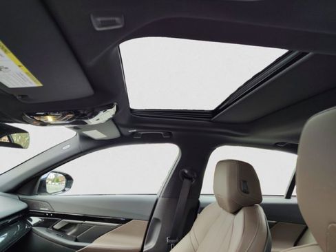 Used 2024 BMW 530i xDrive w/ M Sport Package image 13