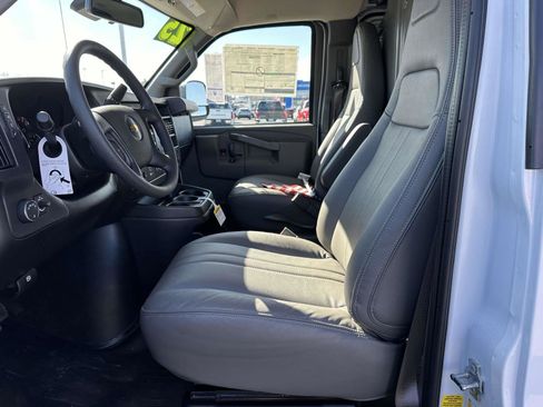 New 2025 Chevrolet Express 2500 w/ Driver Convenience Package image 10