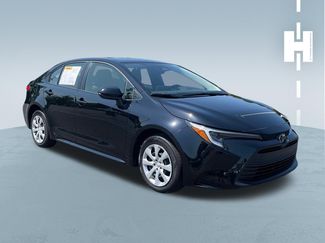 Used 2026 Toyota Corolla LE FWD video 1