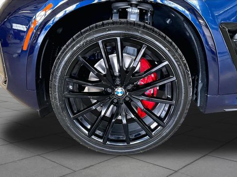 New 2026 BMW X5 xDrive40i w/ M Sport Package AWD/4WD image 11
