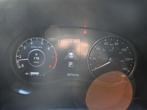 Used 2024 Nissan Kicks SR w/ SR Premium Package image 13