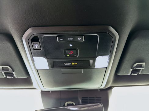 Certified 2024 Toyota Tacoma SR5 w/ SR5 Upgrade Package image 18