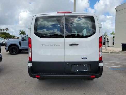 Used 2024 Ford Transit 250 Low Roof w/ Exterior Upgrade Package RWD image 6