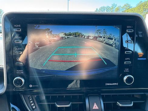 Used 2020 Toyota C-HR LE image 16