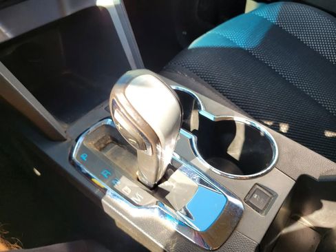 Used 2011 Chevrolet Equinox LT w/ Driver Convenience Package image 30