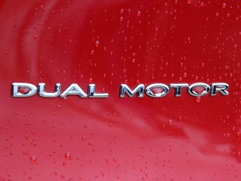Used 2023 Tesla Model Y Long Range AWD/4WD image 6