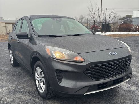 Used 2020 Ford Escape S image 4