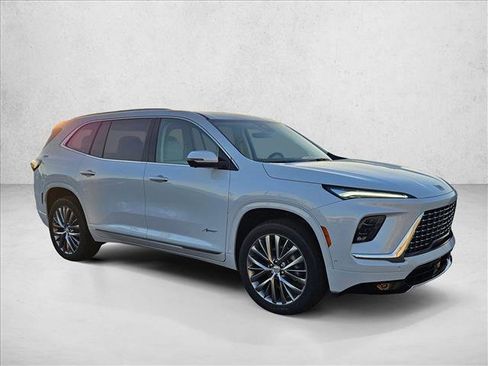 New 2026 Buick Enclave Avenir w/ Super Cruise Package image 7