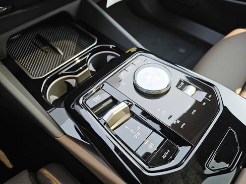 Used 2026 BMW i5 eDrive40 image 28