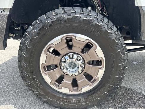 Used 2024 Ford F250 King Ranch w/ FX4 Off-Road Package AWD/4WD image 9