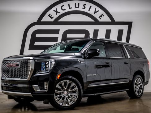 Used 2023 GMC Yukon XL Denali AWD/4WD image 1