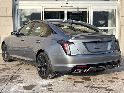 New 2026 Cadillac CT5 V w/ Platinum Package image 9