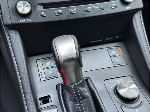 Used 2018 Lexus RC 300 image 25