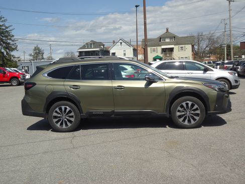 Used 2024 Subaru Outback Touring XT w/ Popular Package #2 image 2