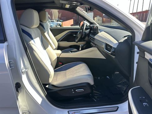 Certified 2025 Acura ADX A-Spec image 14