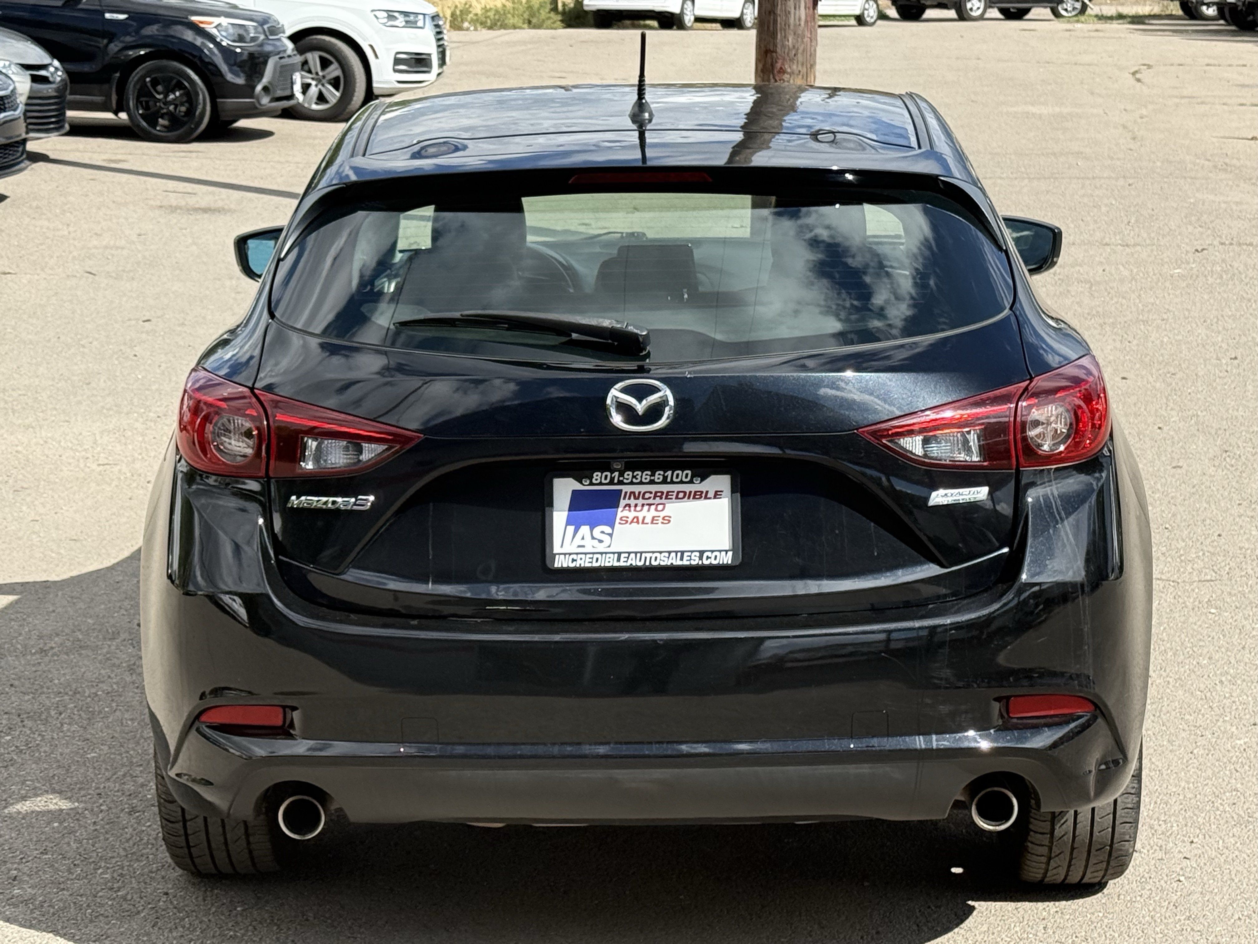 Used 2018 MAZDA MAZDA3 Touring FWD image 5