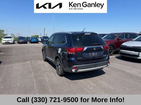 Used 2016 Mitsubishi Outlander GT AWD/4WD image 7