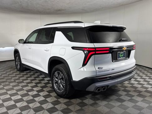 Certified 2026 Chevrolet Traverse LT AWD/4WD image 8