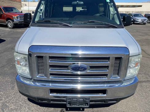 Used 2009 Ford E-350 and Econoline 350 XLT image 8