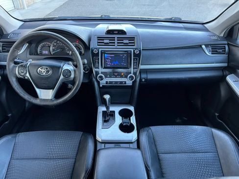 Used 2012 Toyota Camry SE w/ Convenience Pkg FWD image 15