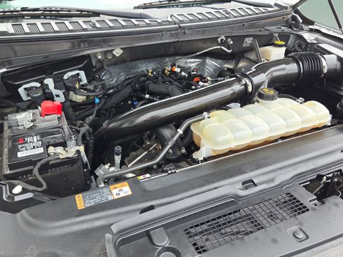 Used 2024 Ford Expedition Limited RWD image 18