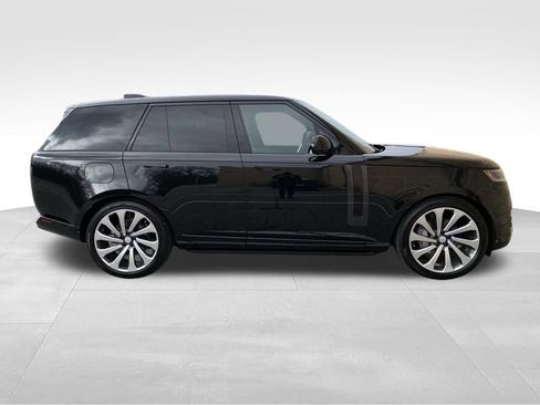 New 2025 Land Rover Range Rover SE image 5