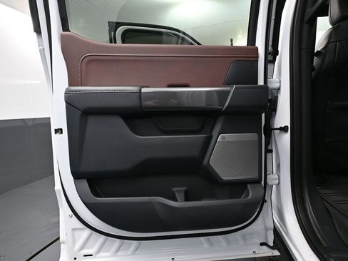 Used 2023 Ford F150 Lariat w/ Equipment Group 502A High image 40