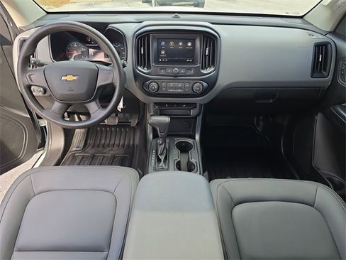 Used 2021 Chevrolet Colorado W/T image 9