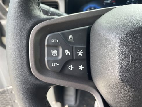 New 2025 Ford Bronco Badlands image 18