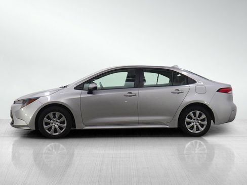 Used 2026 Toyota Corolla LE image 2