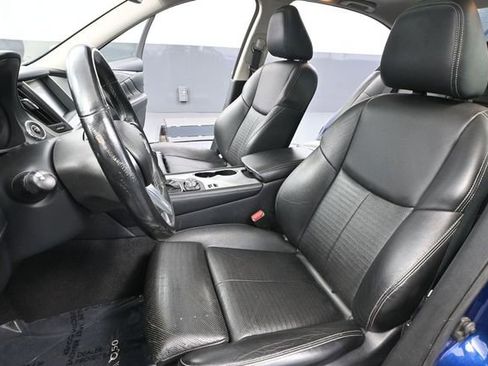 Used 2019 INFINITI Q50 Signature Edition w/ Cargo Package (L96) AWD/4WD image 24