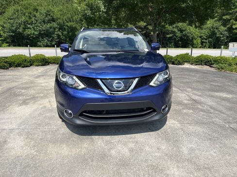 Used 2019 Nissan Rogue Sport SL w/ Premium Package FWD image 8