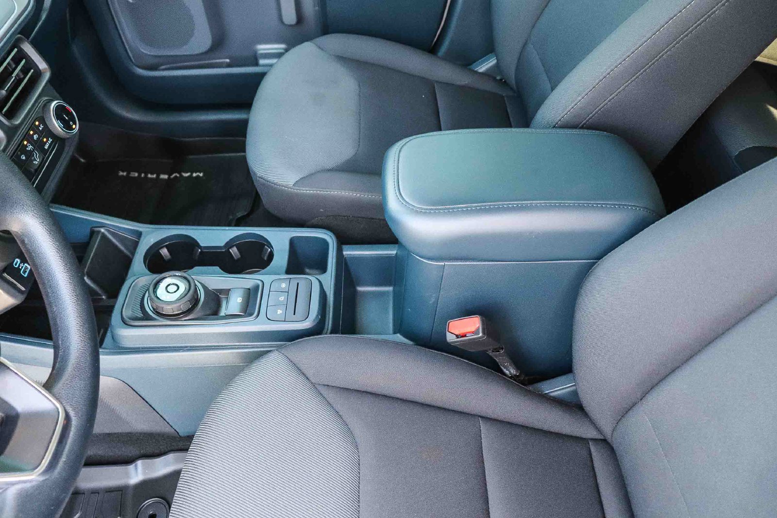 Certified 2024 Ford Maverick XL FWD image 19