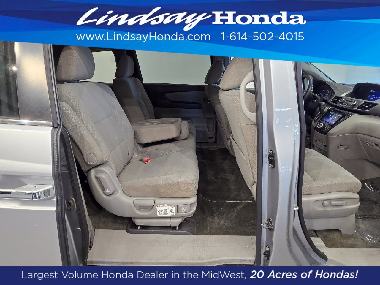Used 2017 Honda Odyssey SE image 9