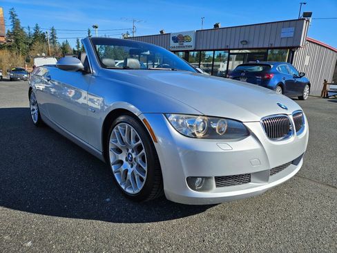 Used 2009 BMW 328i Convertible image 4