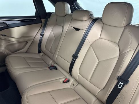 Certified 2024 Porsche Macan Turbo AWD/4WD image 21